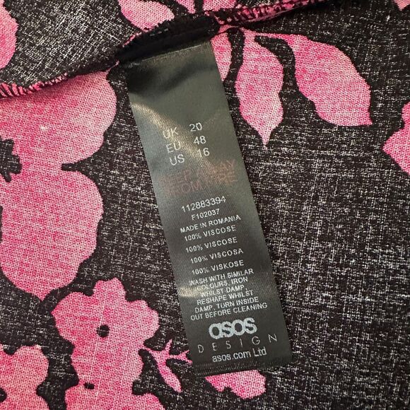 ASOS Design Curve Black Pink Floral Asymmetrical Ruched Midi Skirt Size 16 - Picture 8 of 9